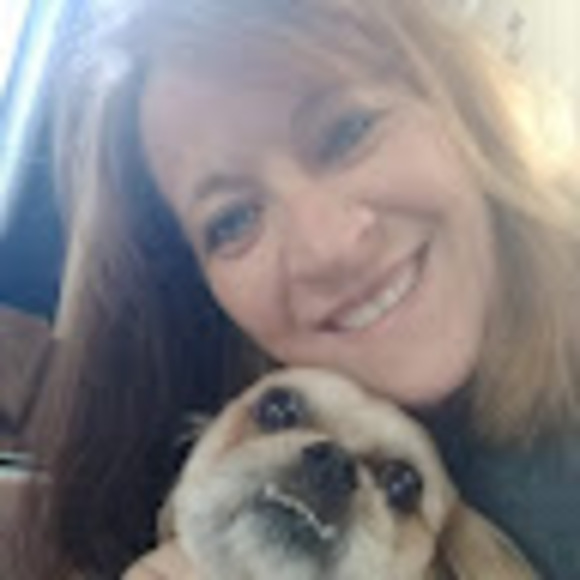 Meet your Posher, Amy - Picture 1 of 1